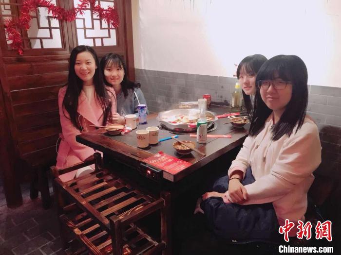 西安交大一寝室女生全部保研：求学路上相互扶持