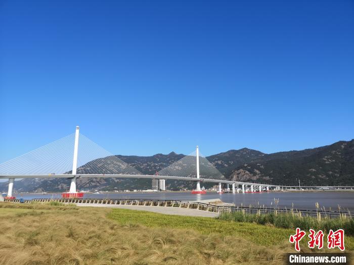浙江多地气温突破30℃未来一周迎“四季切换”模式