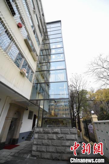 中国老小区里的“新变化”：电梯“直达”幸福生活