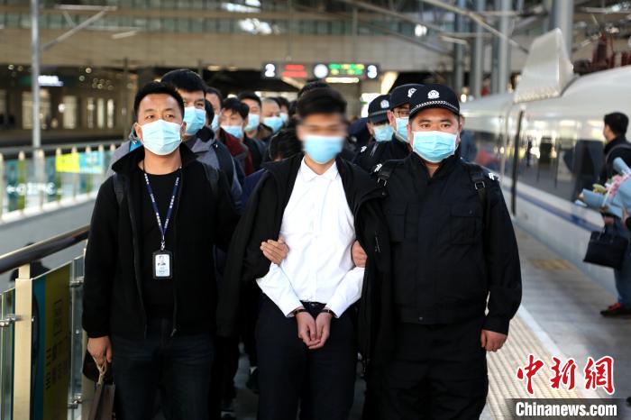 被害人遍布29省涉案金额1200多万元沈阳警方打掉特大古董拍卖诈骗团伙