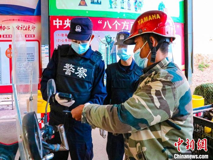 扼守“一地跨三国”的戍边民警：从大山走出来的三级警督