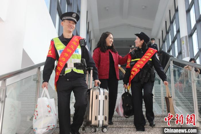 民警华炳杰：“90后”办案小能手