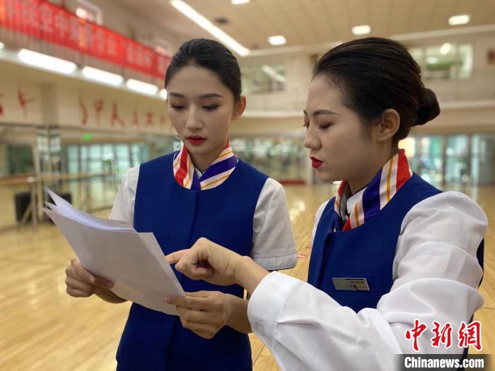 世界旅游小姐中国赛区冠军：积极备战向世界推介中国之美