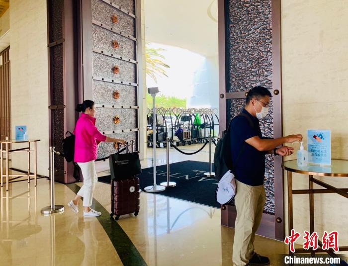 旅客来琼前与无症状感染者有接触三亚多人集中留观