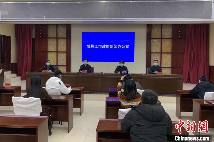 绥芬河中风险区升为三处 全民核酸检测取得进展