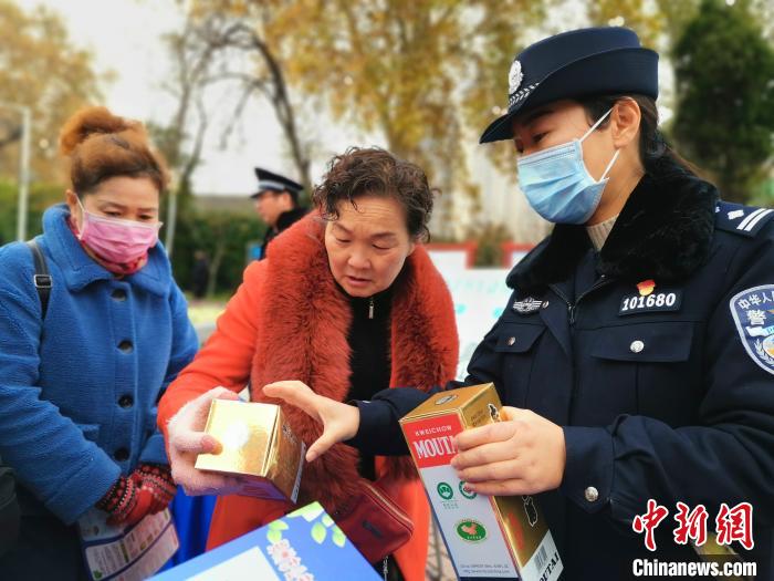 郑州今年破获食药环犯罪案件544起逾千名嫌疑人落网