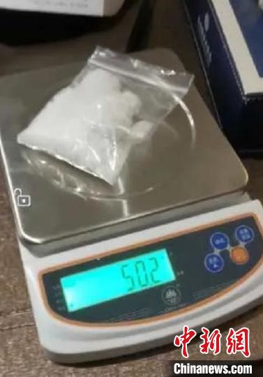 一家三口涉毒入狱：儿子贩毒、母亲运毒、父亲洗钱