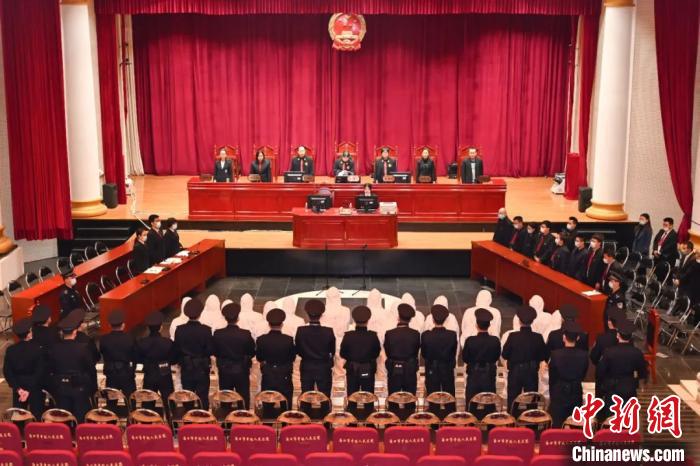 海南海口一19人涉黑案一审宣判主犯获刑23年