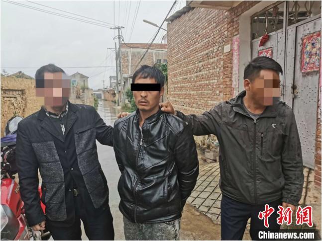 男子犯下命案逃亡途中意外昏迷17年后苏醒被捕归案