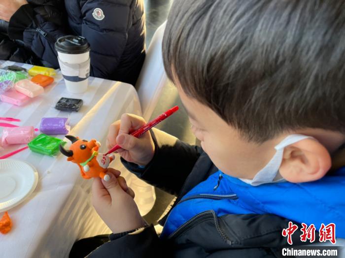 太阳照常升起“中国第一高楼”迎新年第一缕曙光