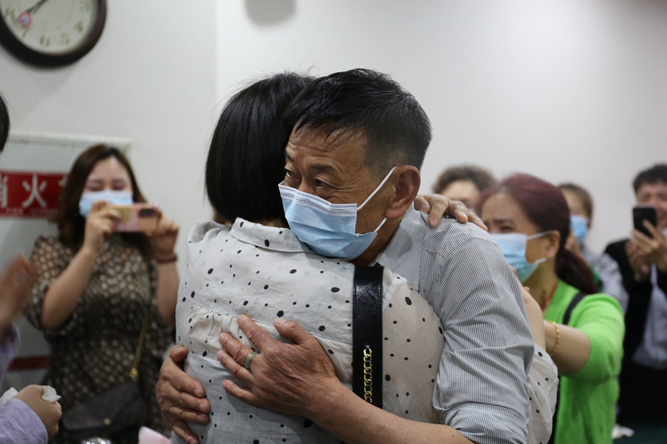 “团圆”行动再建功：川渝警务合作助力离散39年家庭重圆