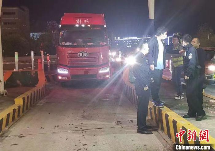 浙江温州告破首起恶意偷逃高速公路通行费案件