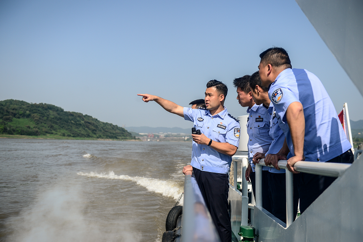 确保一江碧水向东流 重庆警方20条措施贯彻落实第4号市级总河长令
