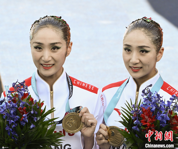 双胞胎姐妹王柳懿、王芊懿图片来源：东方IC