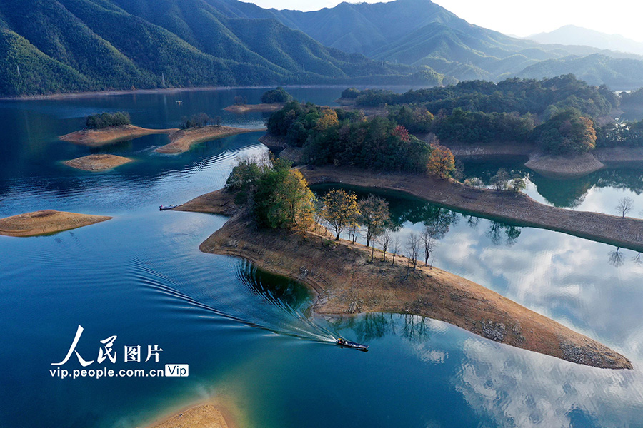 安徽黄山：太平湖风景如画