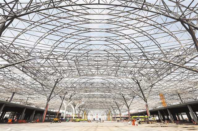 10月16日，建设中的重庆东站。