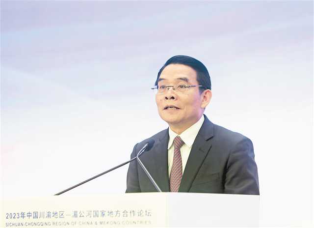 维莱冯·布达康