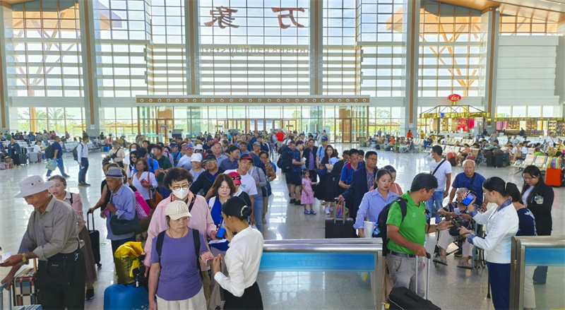 大量旅客乘坐中老铁路出行。主办方供图