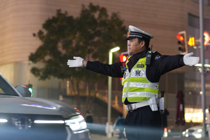 注意了！九龙坡警方发布2024年元旦节期间交通安全出行提醒